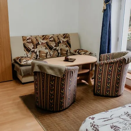 Apartman Sqare23 公寓