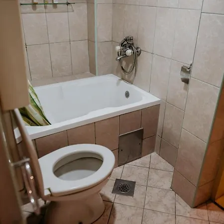 Apartman Sqare23 公寓